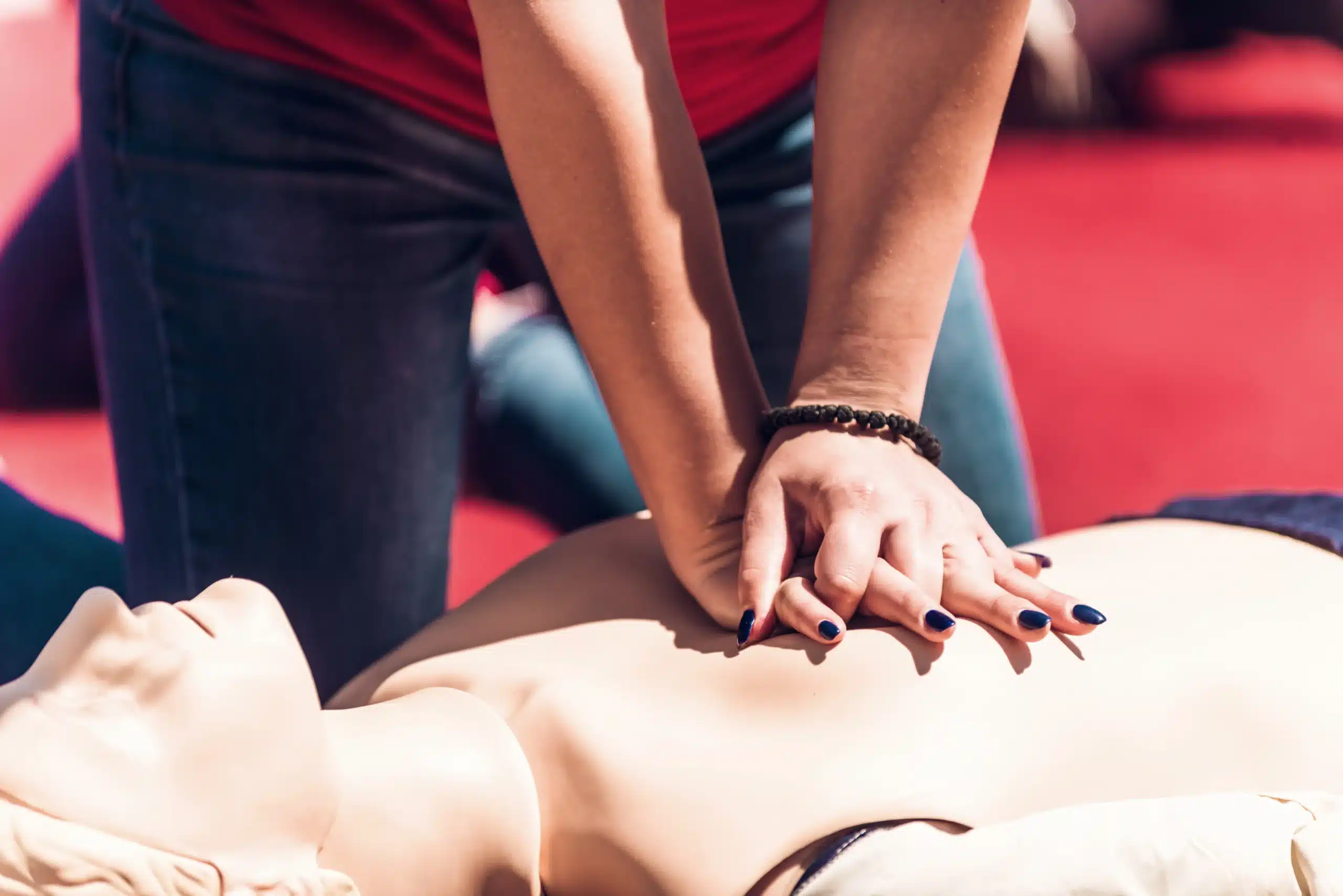 CPR Renewal in Elk Grove: Find Classes & Costs